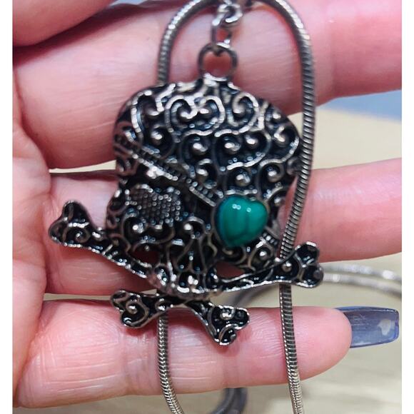 Betsey Johnson Silver Skull Pendant Heart Eye on 32” Long Silver Tone Necklace - Picture 3 of 6